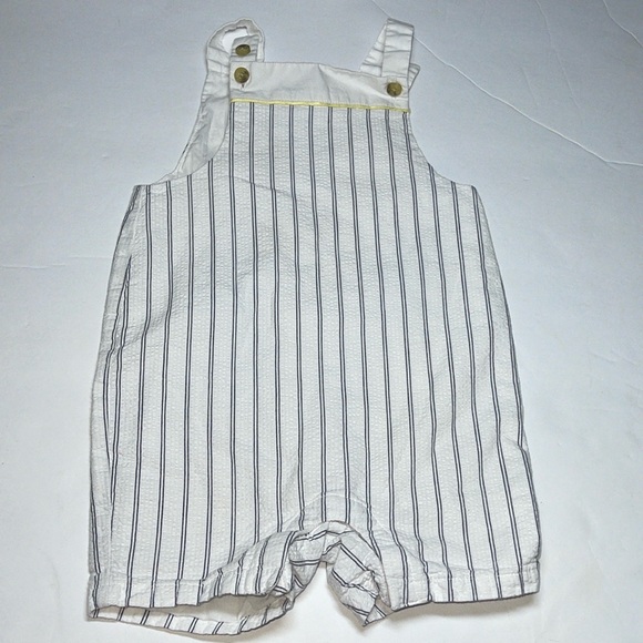 Piano and Jack seersucker overall features stripes, back pockets 18-24 months - Picture 3 of 5